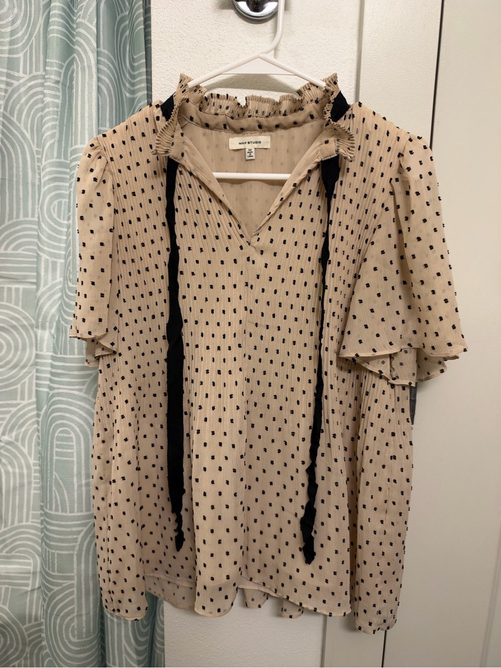 Max Studio Beige Polka Dot Ruffled Short-Sleeve Shirt
